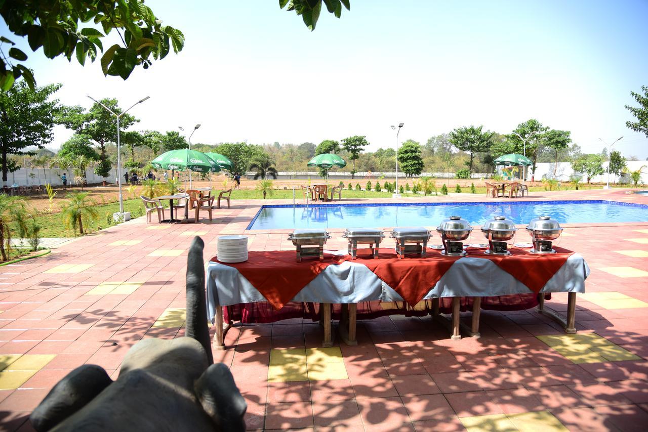 River Touch Resort Silvassa Zewnętrze zdjęcie